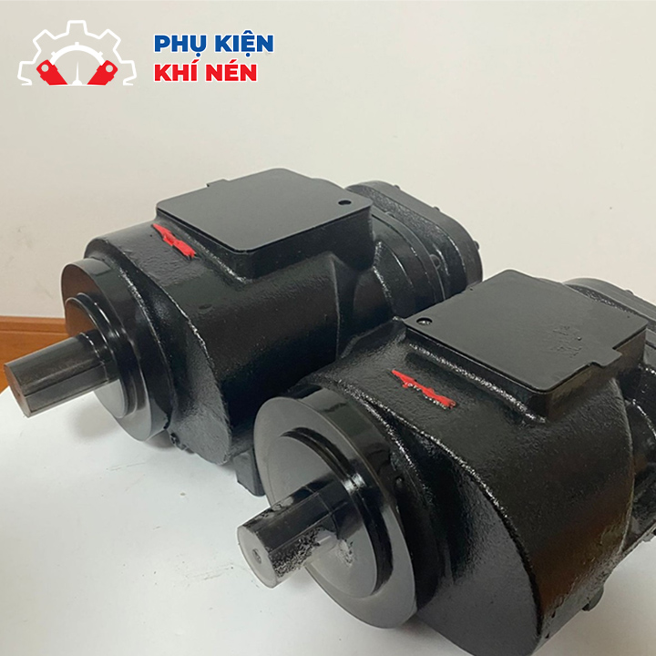dau-may-nen-khi-truc-vit-20hp-12bar-2